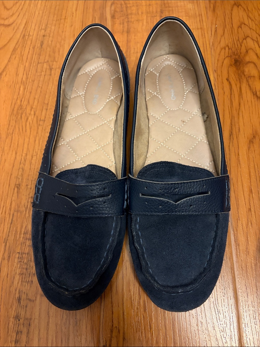 Land’s End Navy Suede Penny Loafers - Women's Classic Slip-On,‎ size 9.5